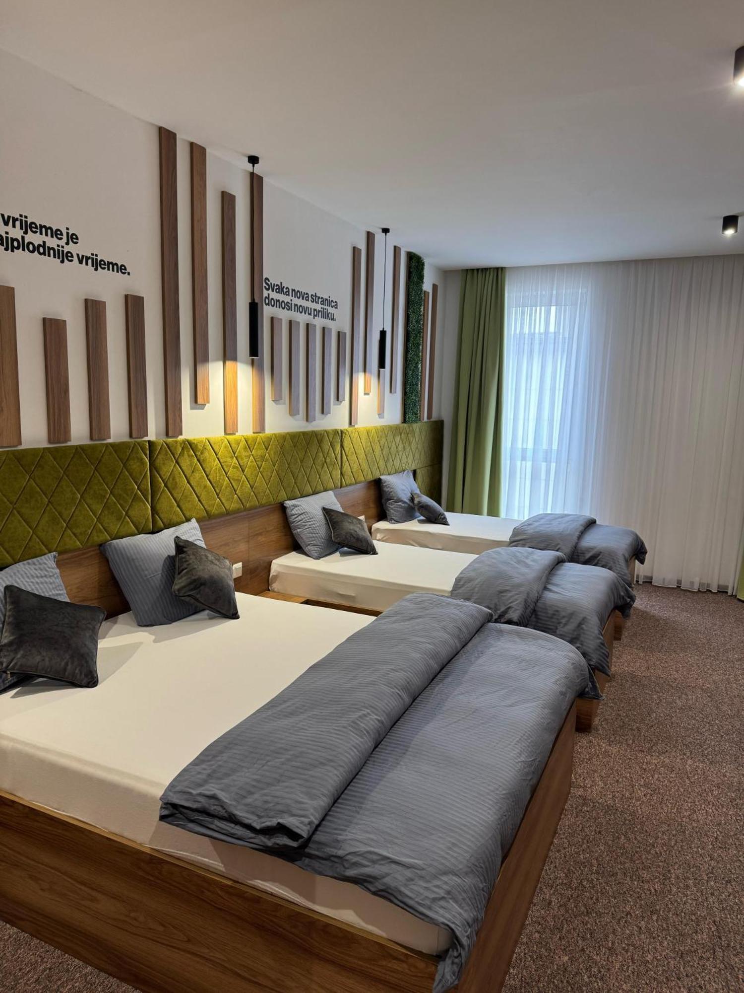 Hostel Tron Травник Экстерьер фото