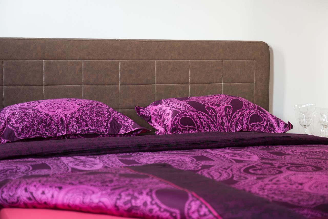 Hostel Tron Травник Экстерьер фото